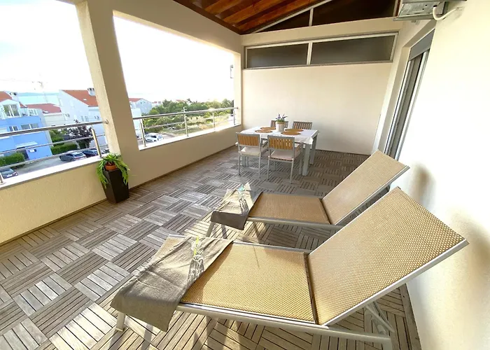 Sunny Terrace With Two Bedroom And Parking