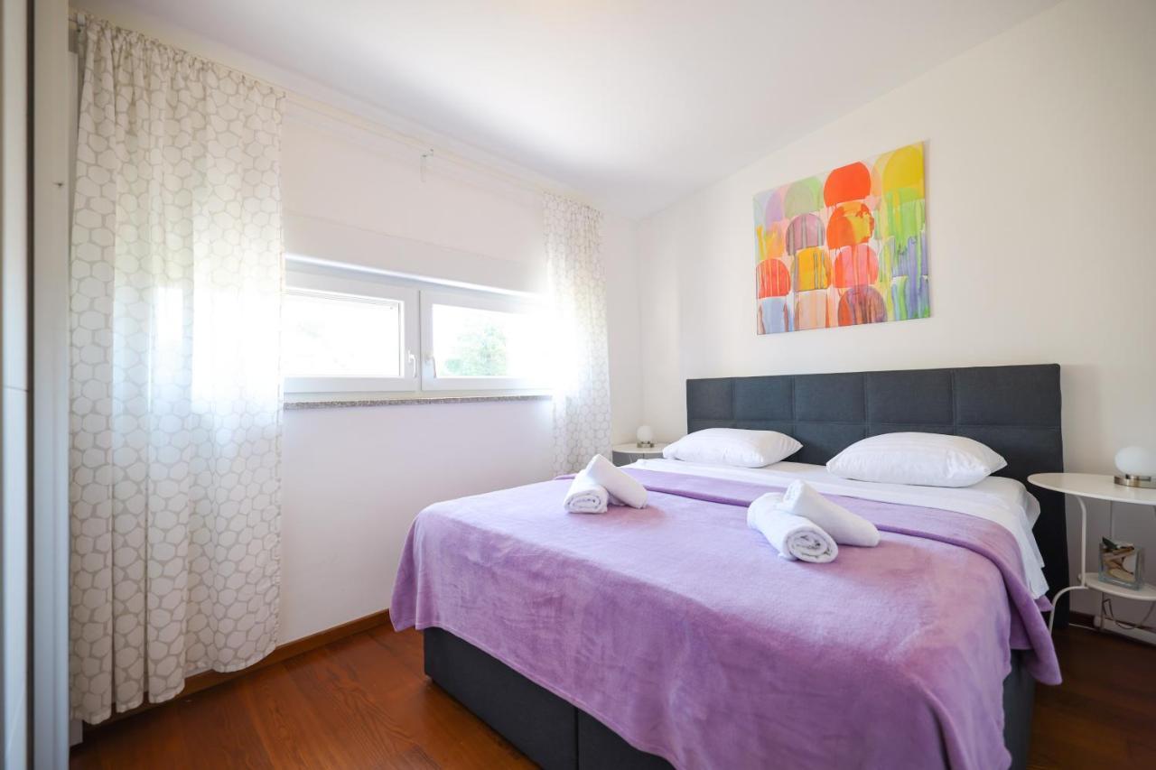 Sunny Terrace With Two Bedroom And Parking