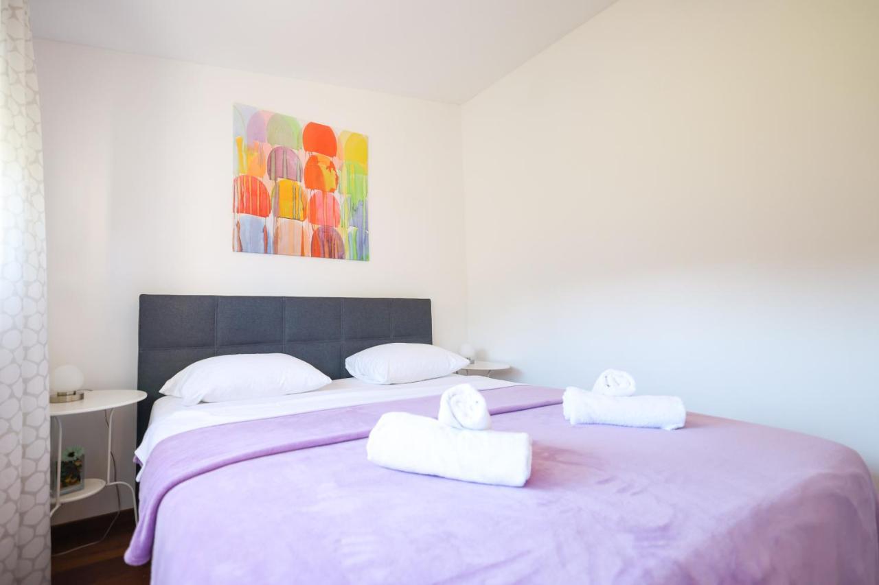 Sunny Terrace With Two Bedroom And Parking * Zadar